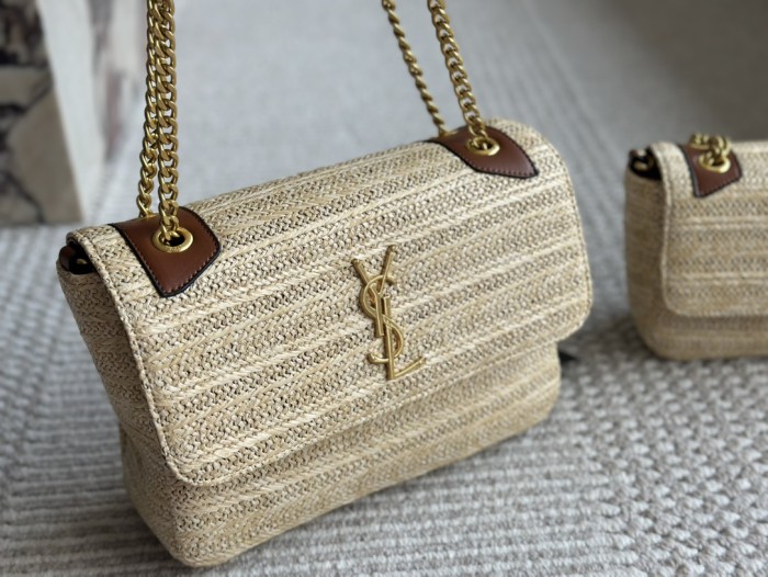 Straw raffia leather bag ,4A , size 26x18cm or 21x14cm ,no box,  B75-2980-2982