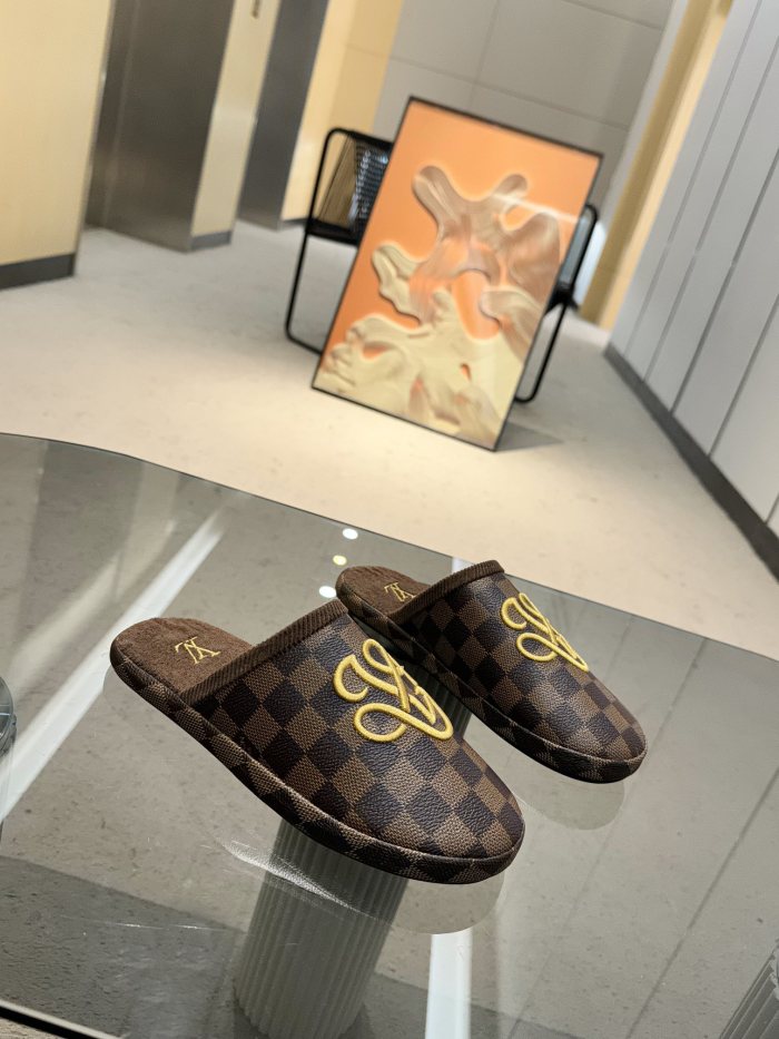 Wowen men leather couple slippers shoes,top quality, size 35-46, SS88-673