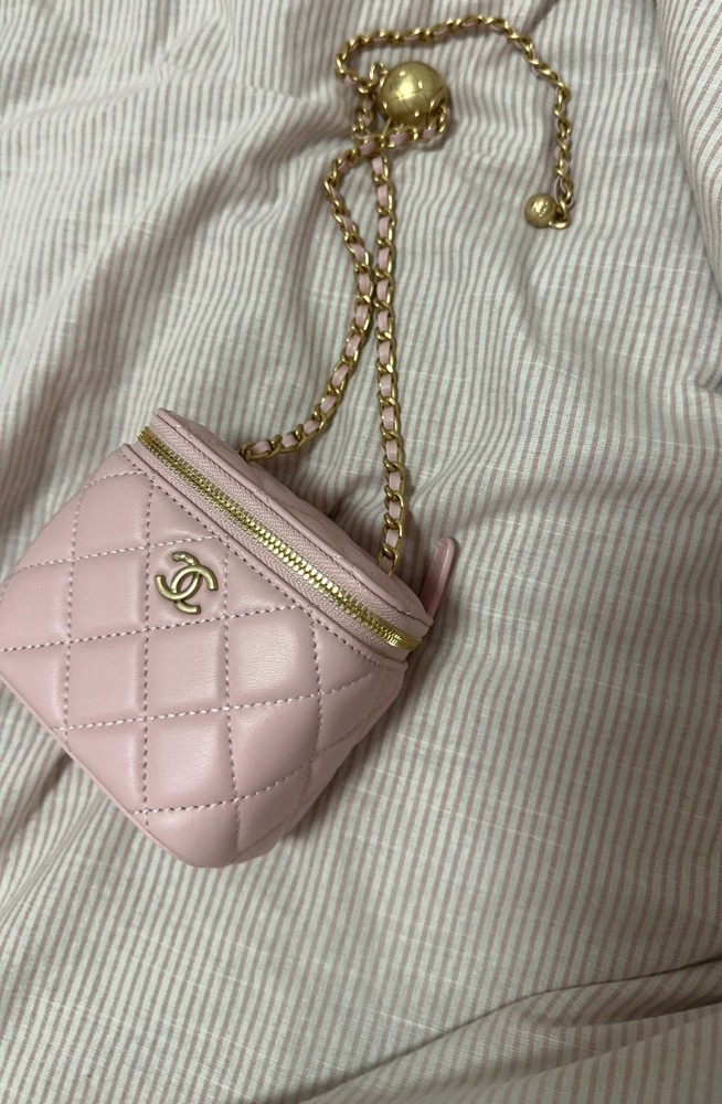 Split leather  bag ,4A , size 11x9cm ,with box,  B68-6110-6112