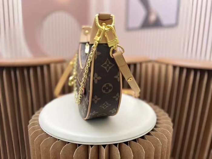 Split leather bag ,4A , size 23x13x6cm ,no box,  B75-2987