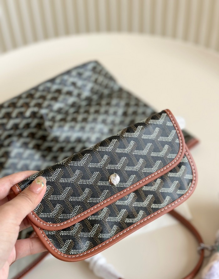 Split leather bag ,3A , size 36x27cm ,no box,  B68-6131-6141