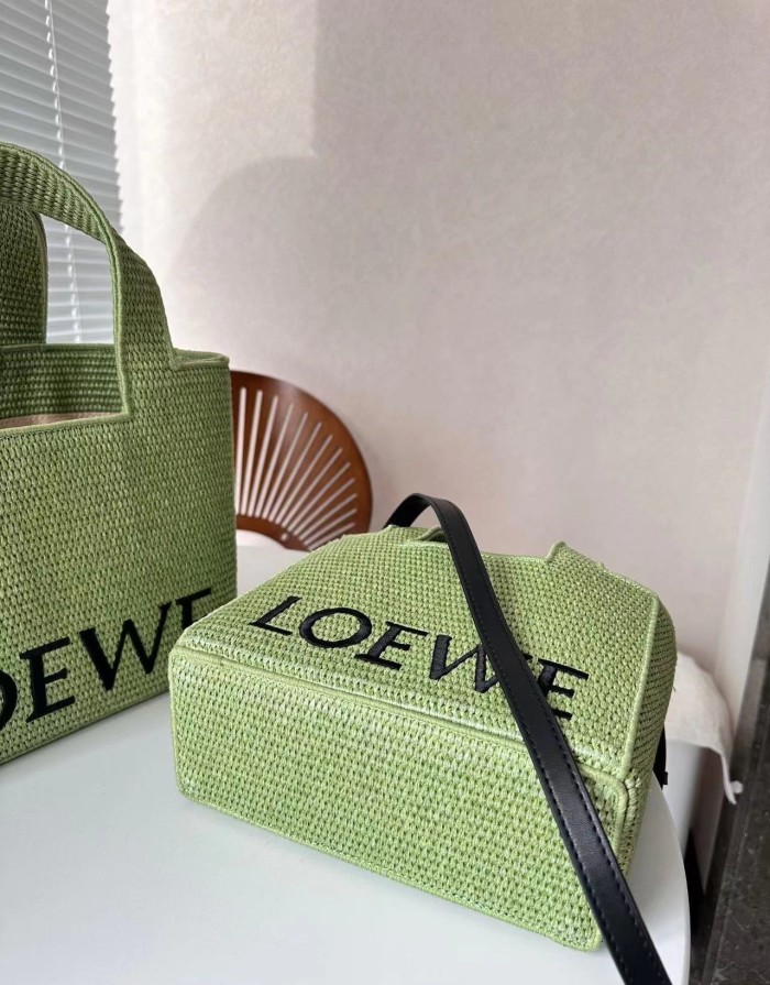 Canvas Straw plaited article bag ,3A , size 32x25cm or 25x20cm ,no box,  B60-1-2