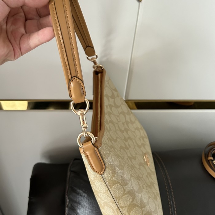 Split leather bag ,3A , size 28x18cm ,no box,  B68-6152