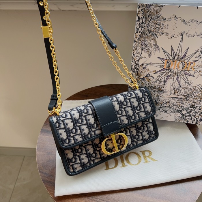 Split leather bag ,3A , size 21cm ,no box,  B68-6153