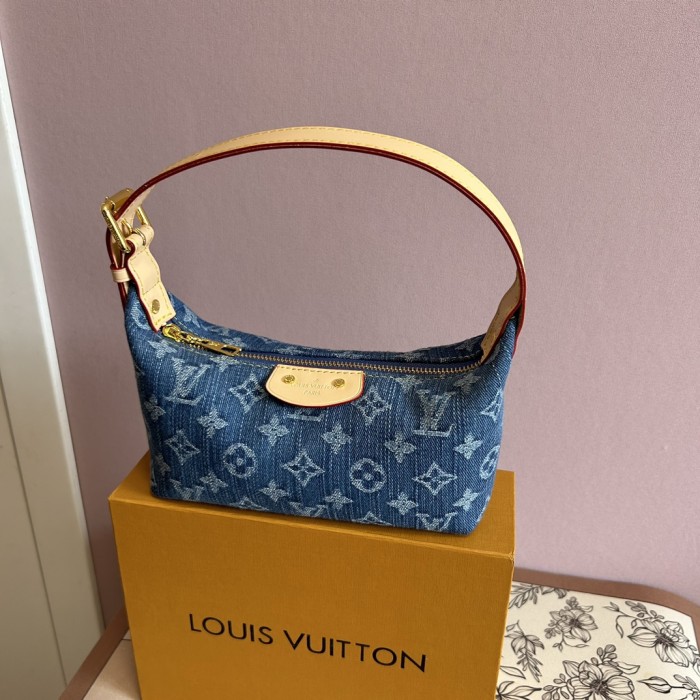 split leather bag, AAA,size 19x13cm,no box,B50-1936