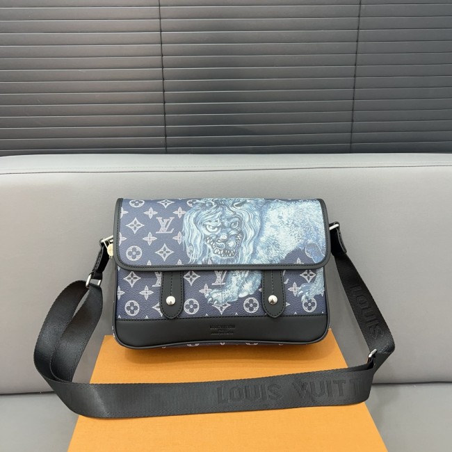Split leather bag ,3A , size 29x20cm,no box, B75-3017
