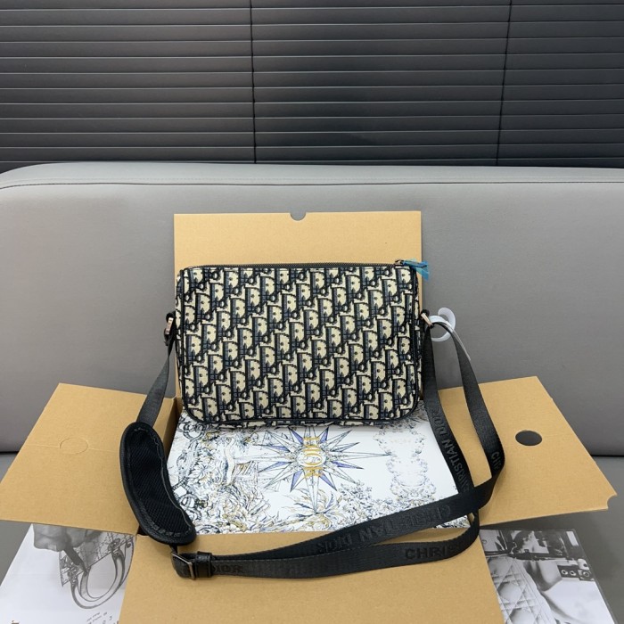 Split leather bag ,3A , size 18x25cm,no box,  B75-2997-2998