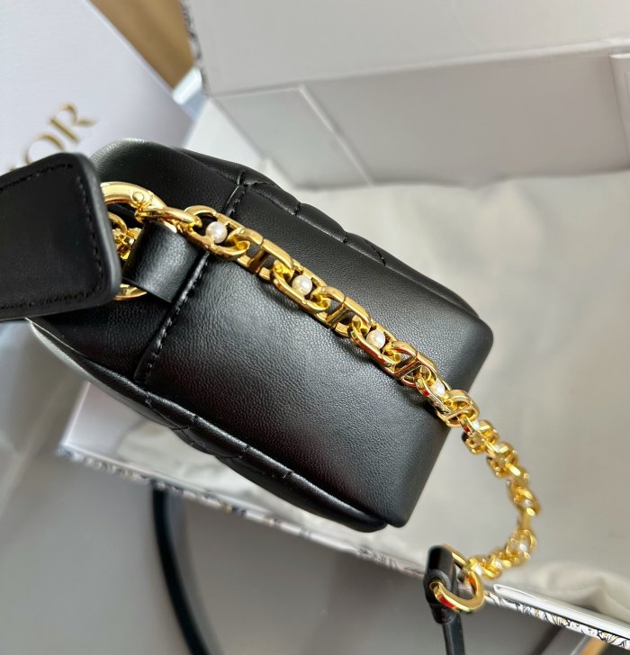 Split leather bag ,3A , size 20cm,no box,  B75-3012-3013