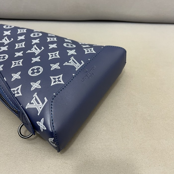 Split leather bag ,3A , size 20x40cm,no box,  B75-3011