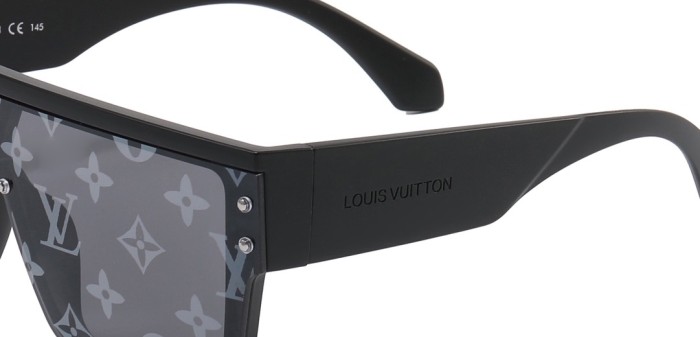 Blue light blocking sunglasses with the box and case ,G25-1-4