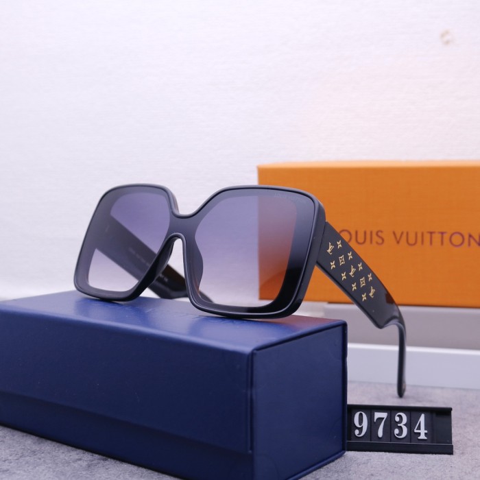 Blue light blocking sunglasses with the box and case ,G25-12-18