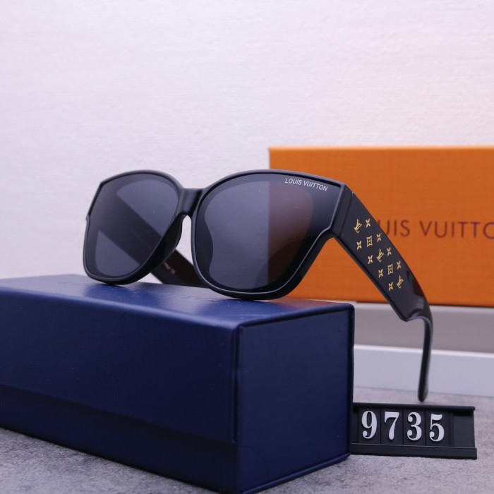 Blue light blocking sunglasses with the box and case ,G25-5-11