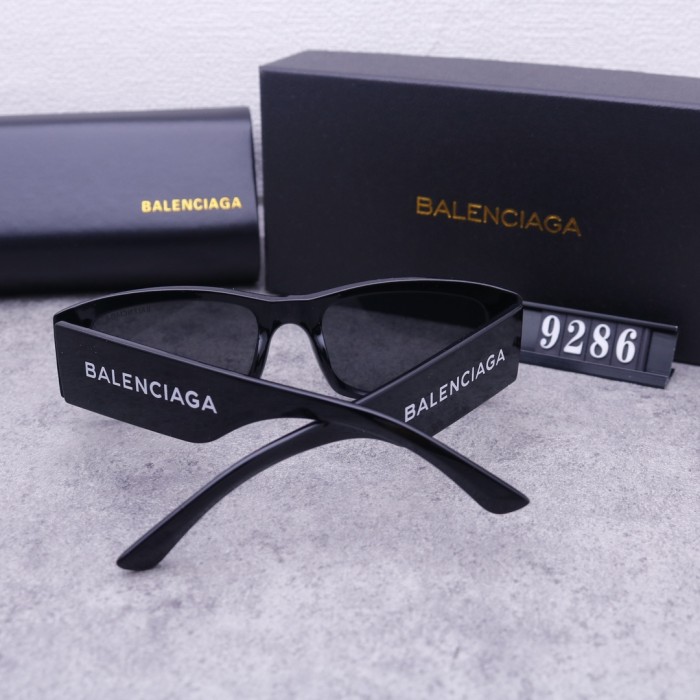 Blue light blocking sunglasses with the box and case ,G25-150-154