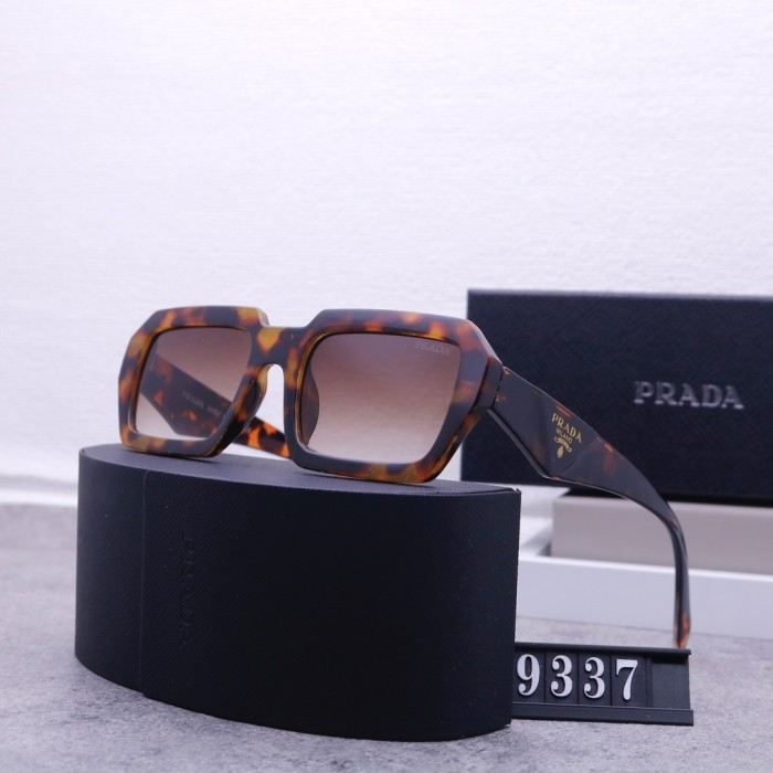 Blue light blocking sunglasses with the box and case ,G25-144-149