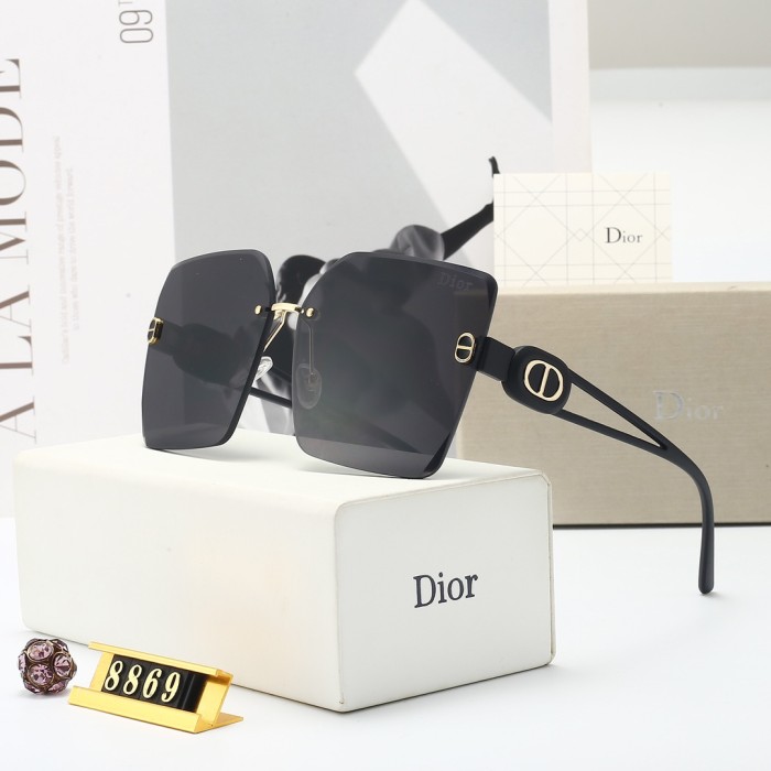 Blue light blocking sunglasses with the box and case ,G25-246-250