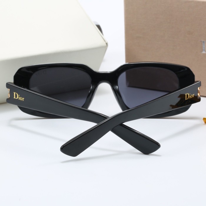 Blue light blocking sunglasses with the box and case ,G25-437-441