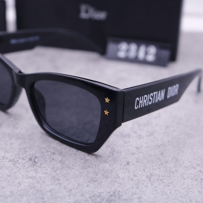 Blue light blocking sunglasses with the box and case ,G25-460-465