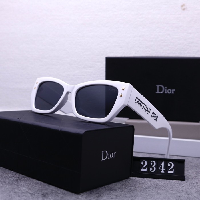 Blue light blocking sunglasses with the box and case ,G25-460-465