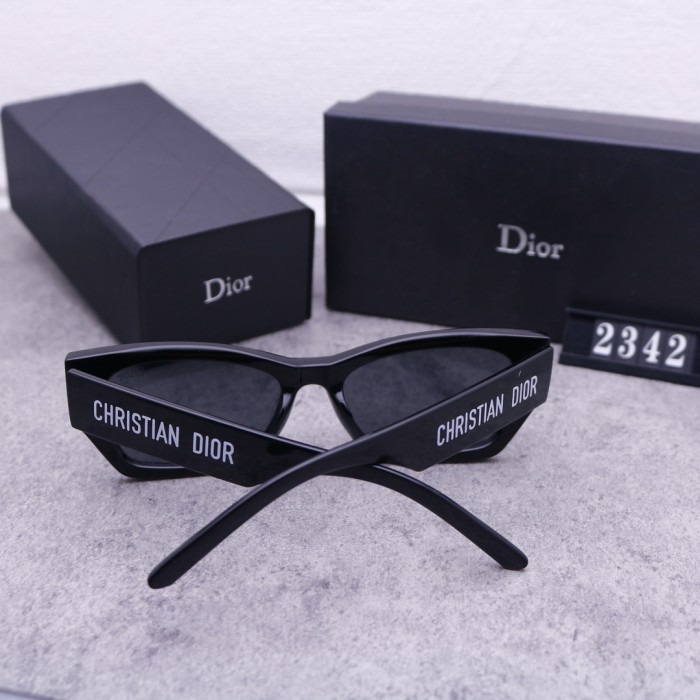 Blue light blocking sunglasses with the box and case ,G25-460-465