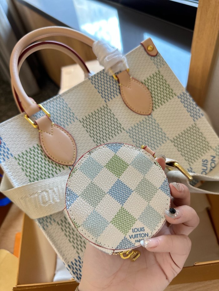Split leather bag ,3A , size 25cm ,no box,  B68-6167