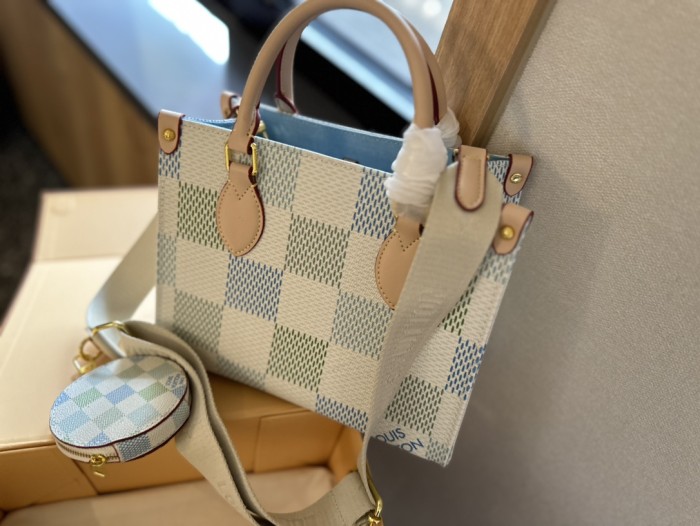 Split leather bag ,3A , size 25cm ,no box,  B68-6167