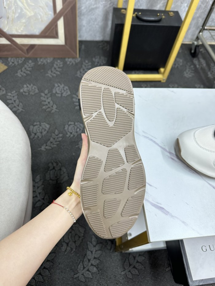 Men run flat shoes，size 38-45, SS98-489-491