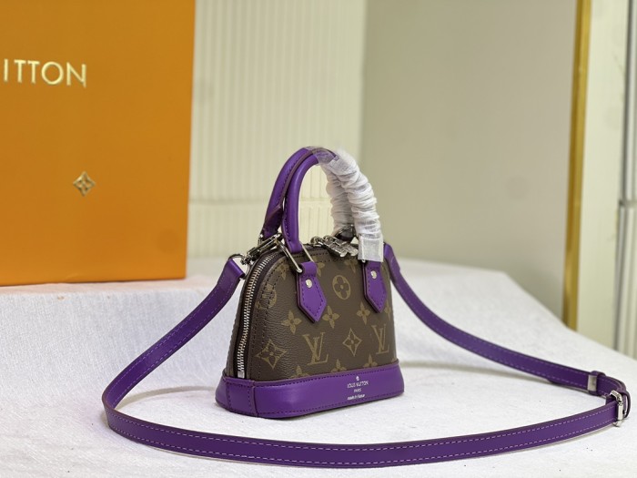 Split leather bag ,AAAA , size 18x12x8cm,no box,  B88-1819