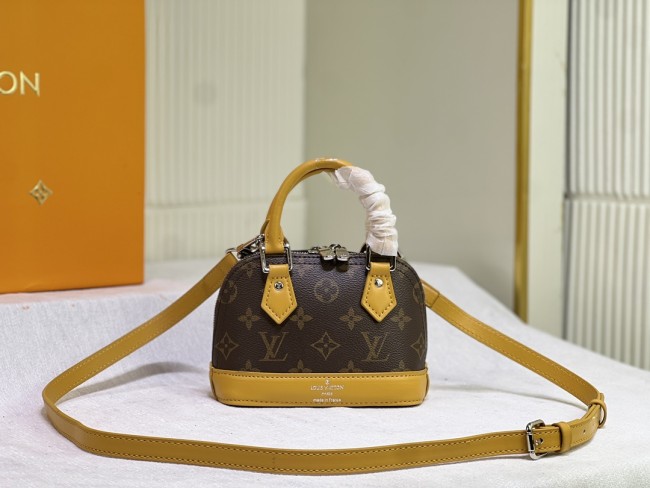 Split leather bag ,AAAA , size 18x12x8cm,no box, B88-1822