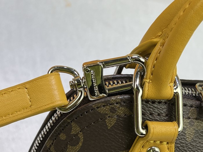 Split leather bag ,AAAA , size 18x12x8cm,no box,  B88-1822