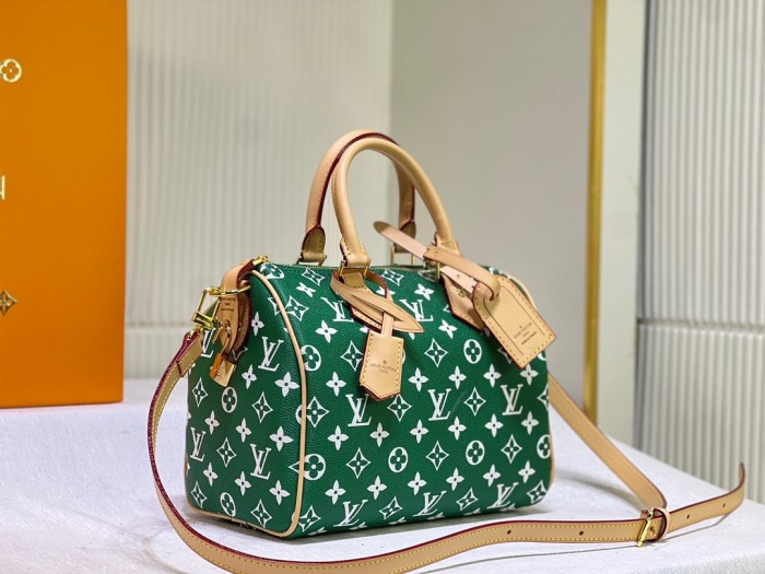 Split leather bag ,AAAA , size 25x15x15cm,no box,  B88-1836