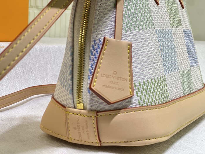 Split leather bag ,AAAA , size 23.5x17.5x11.5cm,no box,  B88-1841