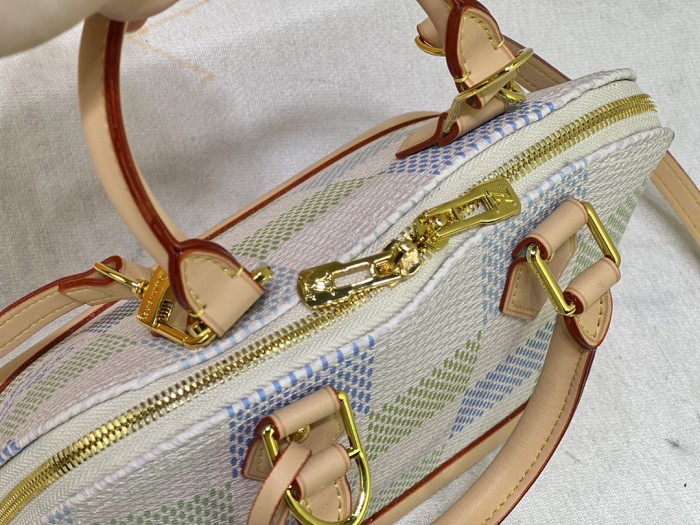 Split leather bag ,AAAA , size 23.5x17.5x11.5cm,no box,  B88-1841