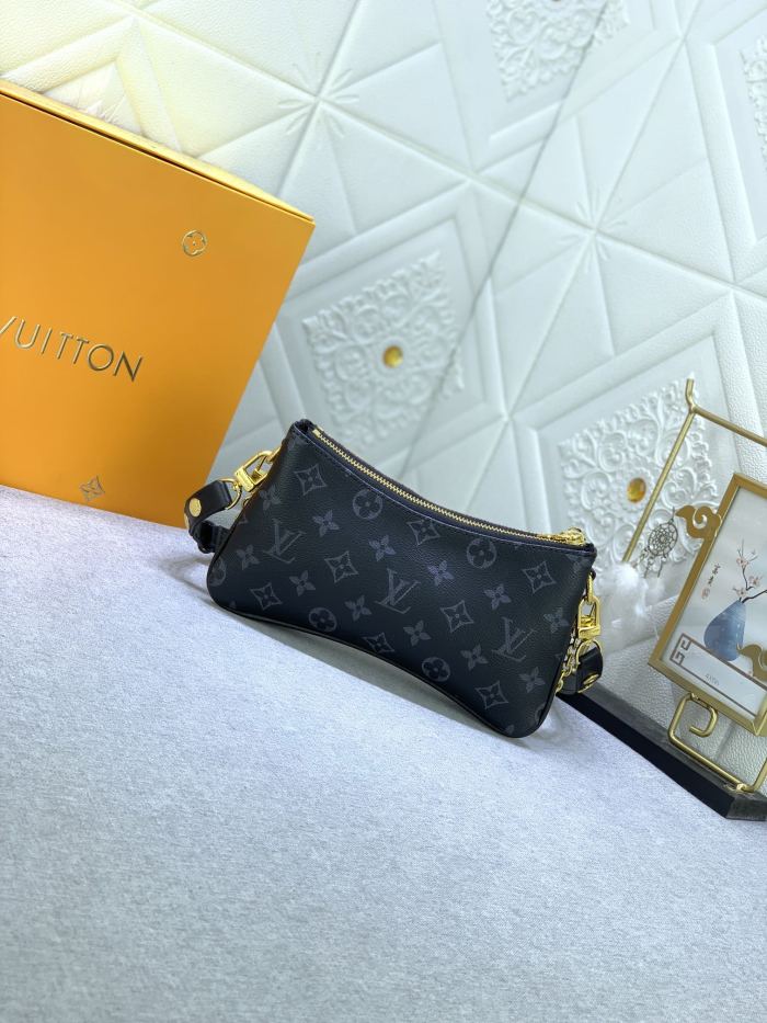 Split leather bag ,AAAA ,size 24x13x6cm,no box,  B88-1843