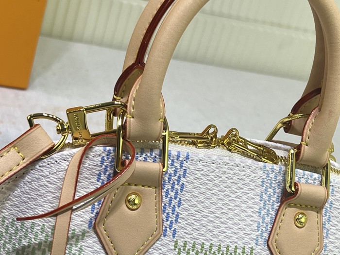 Split leather bag ,AAAA , size 23.5x17.5x11.5cm,no box,  B88-1841