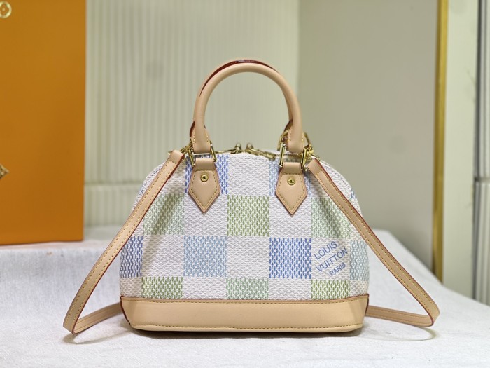 Split leather bag ,AAAA , size 23.5x17.5x11.5cm,no box,  B88-1841