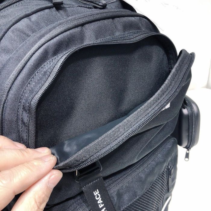 New waterproof Oxford spinning backpack leisure bag hiking bag，size 48*32*17cm,B75-3655-3656