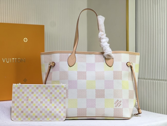 Leather bag ,5A ,size 32x29x17cm,no box, B110-270