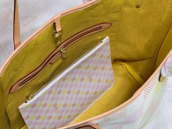 Leather bag ,5A ,size 32x29x17cm,no box,  B110-270