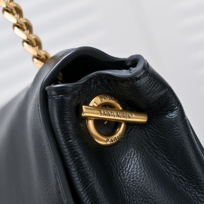 Leather bag ,5A ,size 28.5x20x6cm,no box,  B110-264