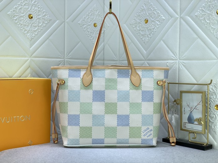 Leather bag ,5A ,size 31x28x14cm,no box,  B110-273