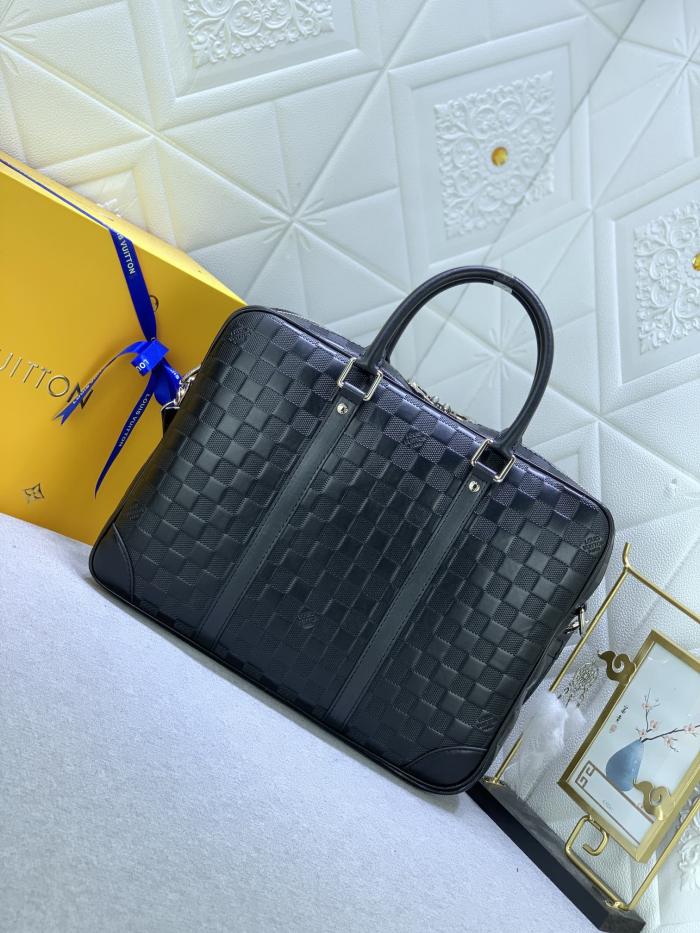 Leather bag ,5A ,size 36.5x27.5x6cm,no box,  B110-281
