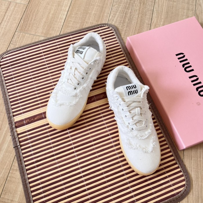 Women flat shoes,  size 35-40, SS60-2588-2591