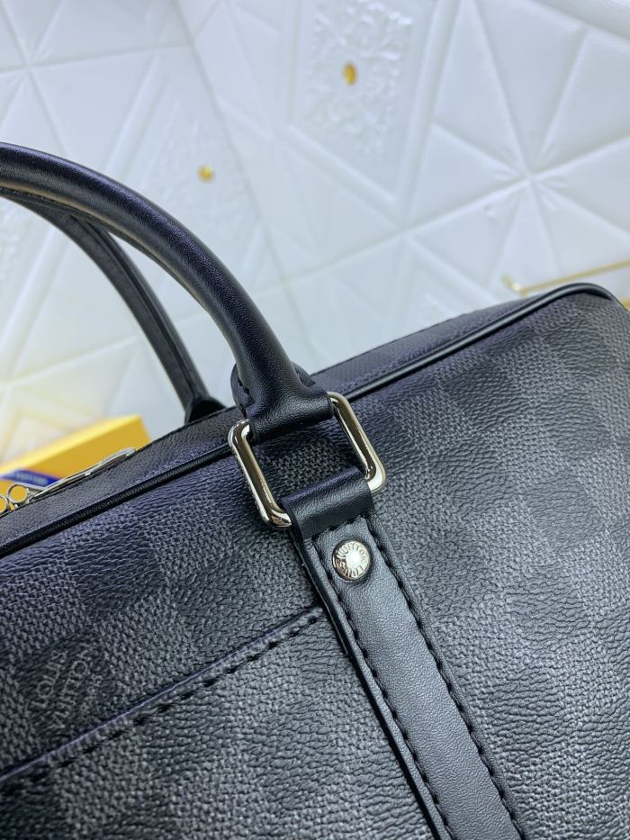 Leather bag ,5A ,size 36.5x27.5x6cm,no box,  B110-280