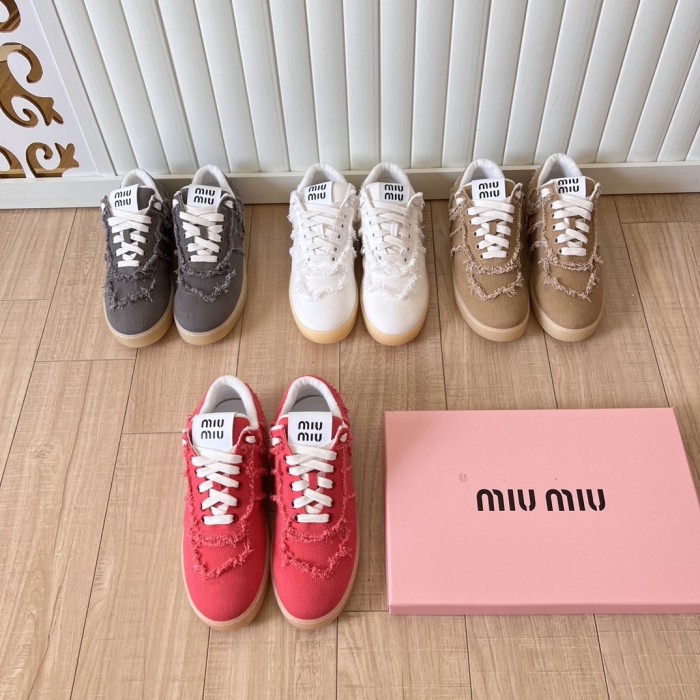 Women flat shoes,  size 35-40, SS60-2588-2591