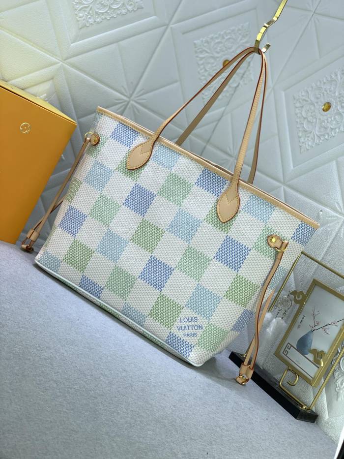Leather bag ,5A ,size 31x28x14cm,no box,  B110-273