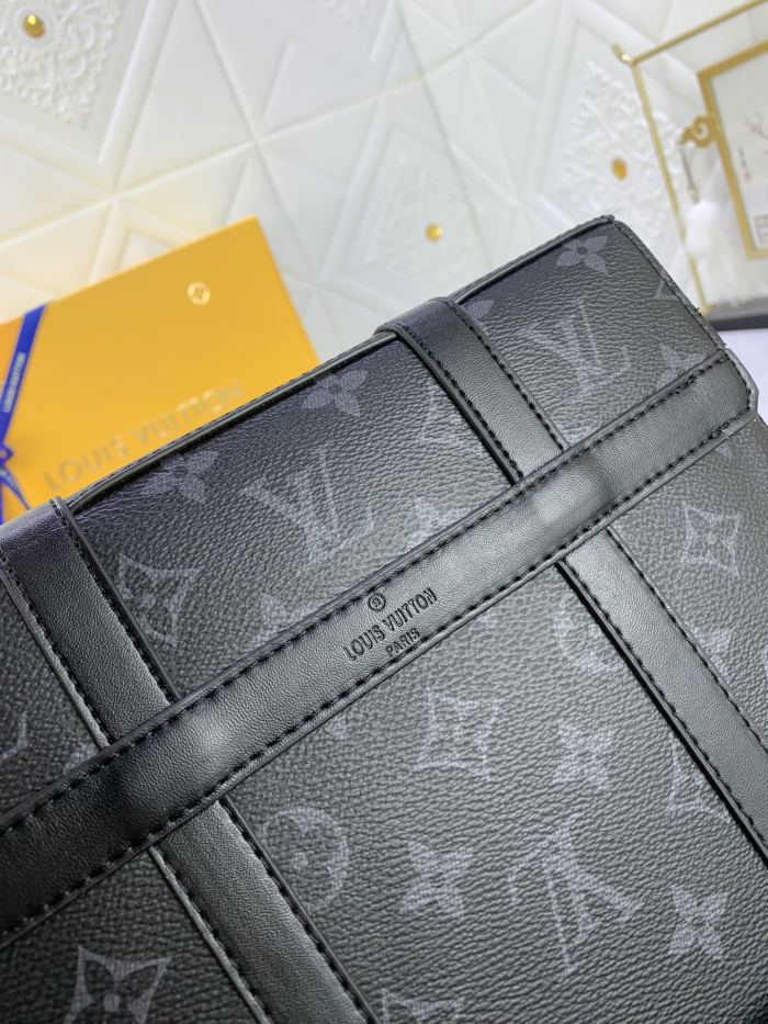 Leather bag ,5A ,size 24x18x5.5cm,no box,  B110-283