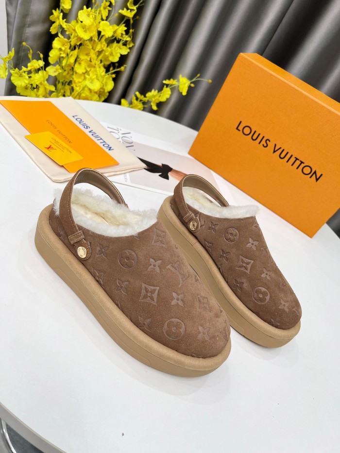Women flat fur shoes,size 35-41，SS88-732-734