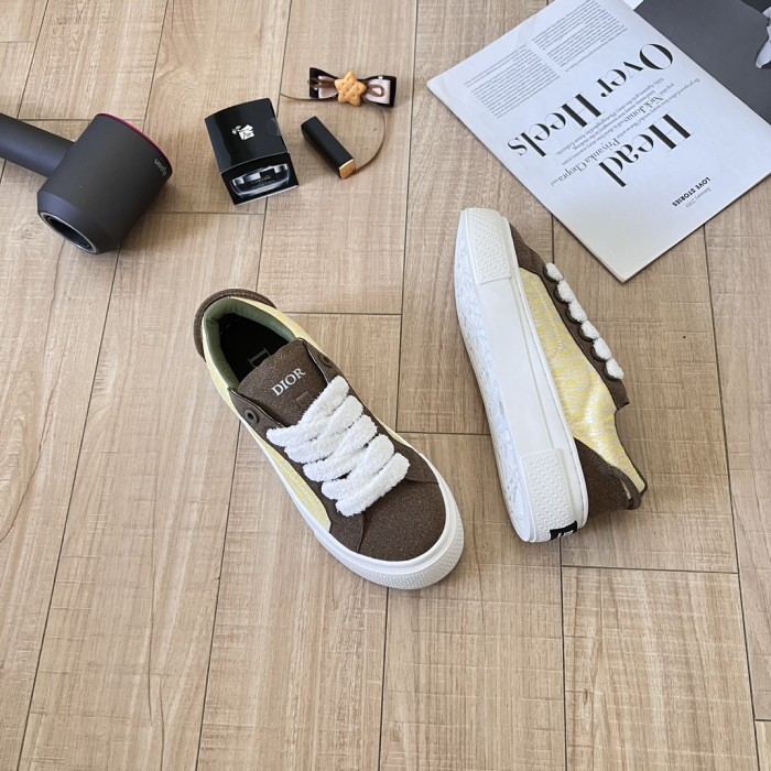 Women runner flat shoes,  size 35-40, SS70-2031-2037