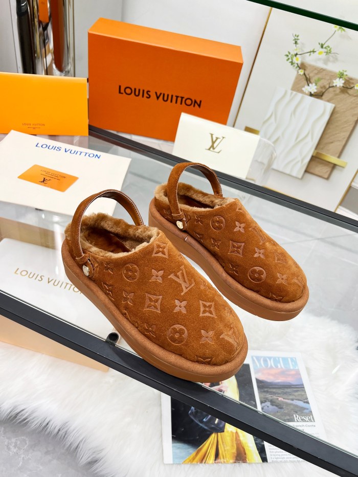 Women flat fur shoes,size 35-41，SS88-735-737
