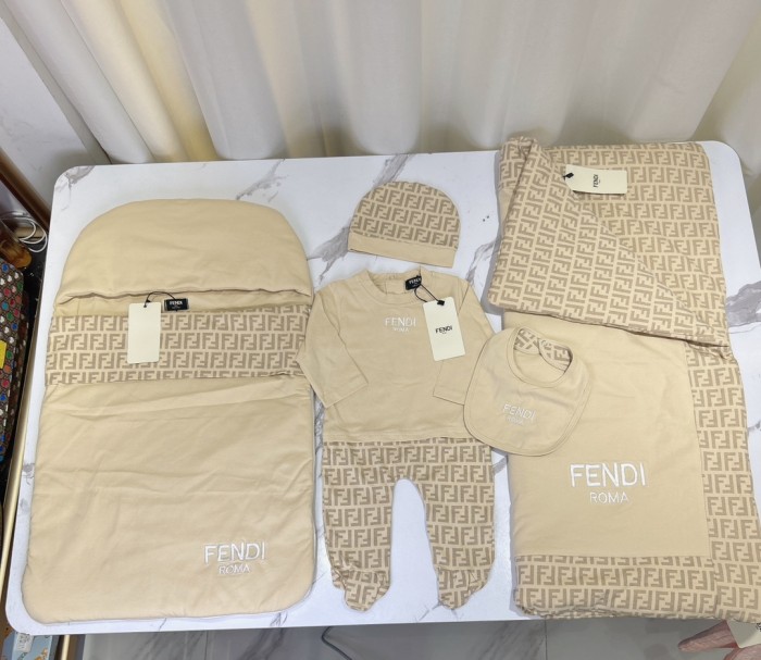 Newborn Baby crawl suit five-piece suit Cloak quilt  set clothes , CL110-7